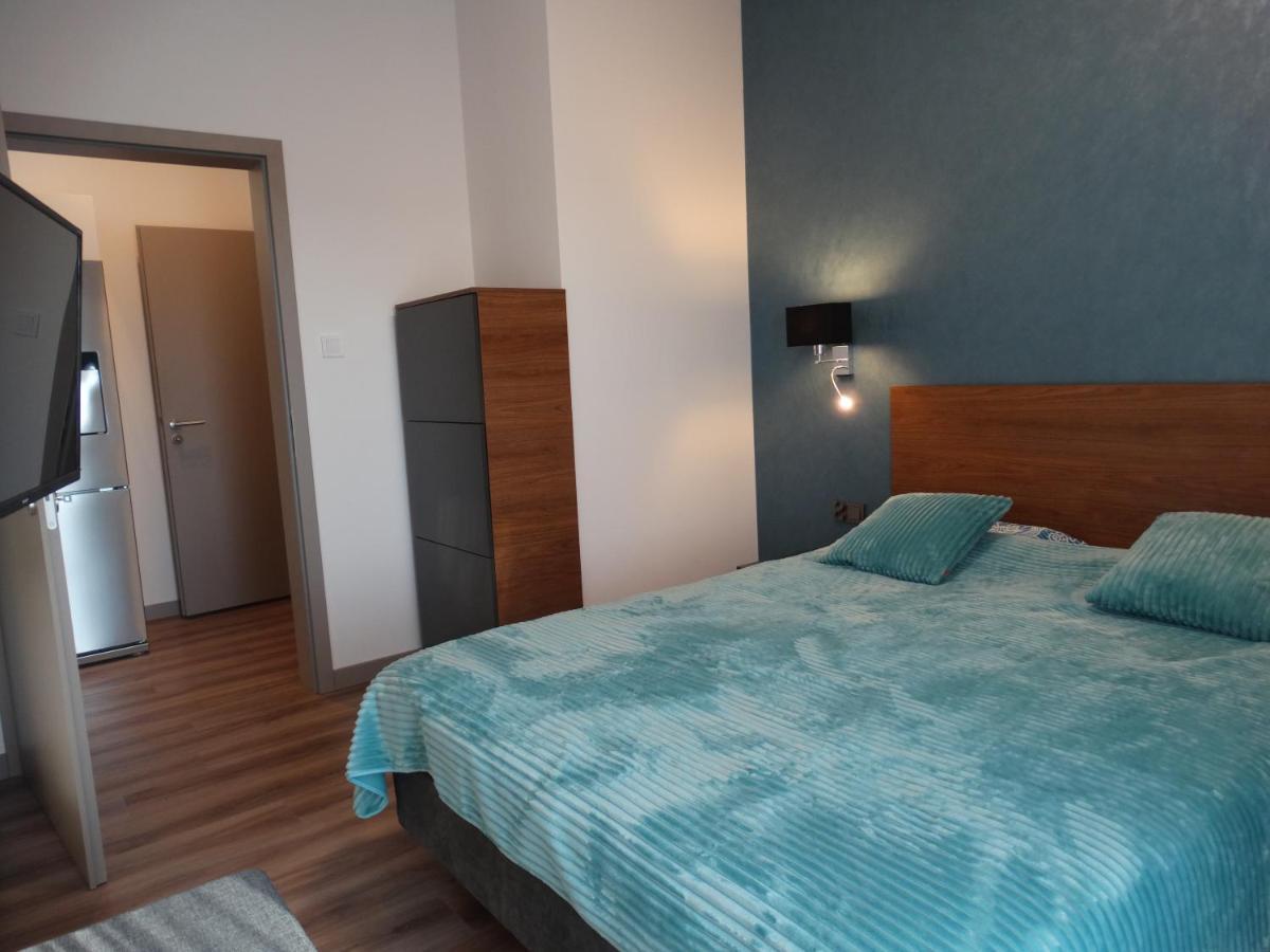 Apartament Z Widokiem Na Morze - Apartament Turkusowy Сяноженти Екстериор снимка